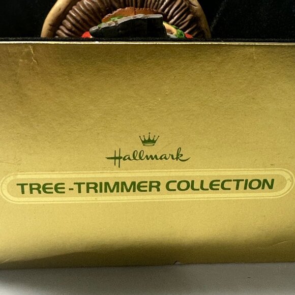 Hallmark Animal Home Christmas Ornament 1978 Mice in Mushroom Tree Whimsical - Picture 7 of 8